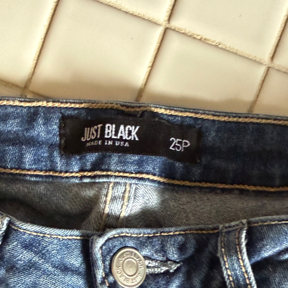 Just Black Blue Distressed Skinny Crops - worn about 5x. 130 retail - Picture 4 of 7
